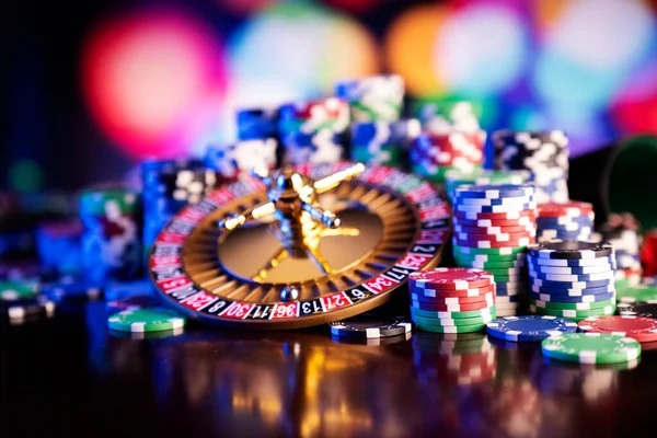 Recently Played dashboard showing live dealer tables and slot games
